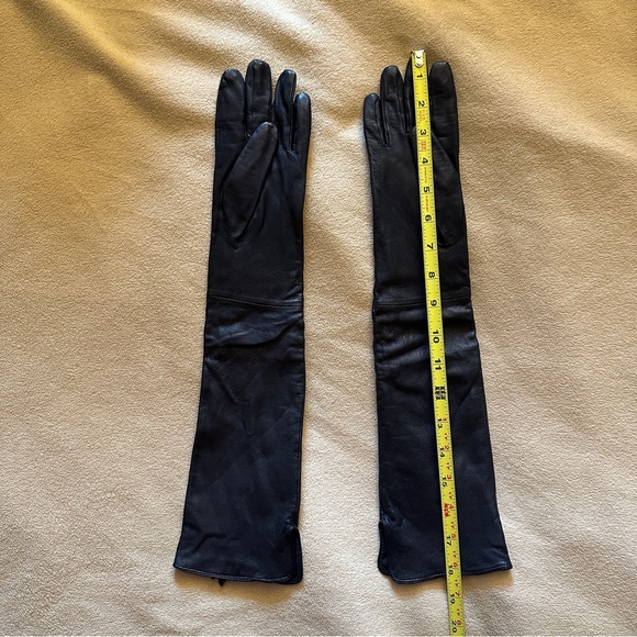 Arden B long black leather gloves - Picture 4 of 5